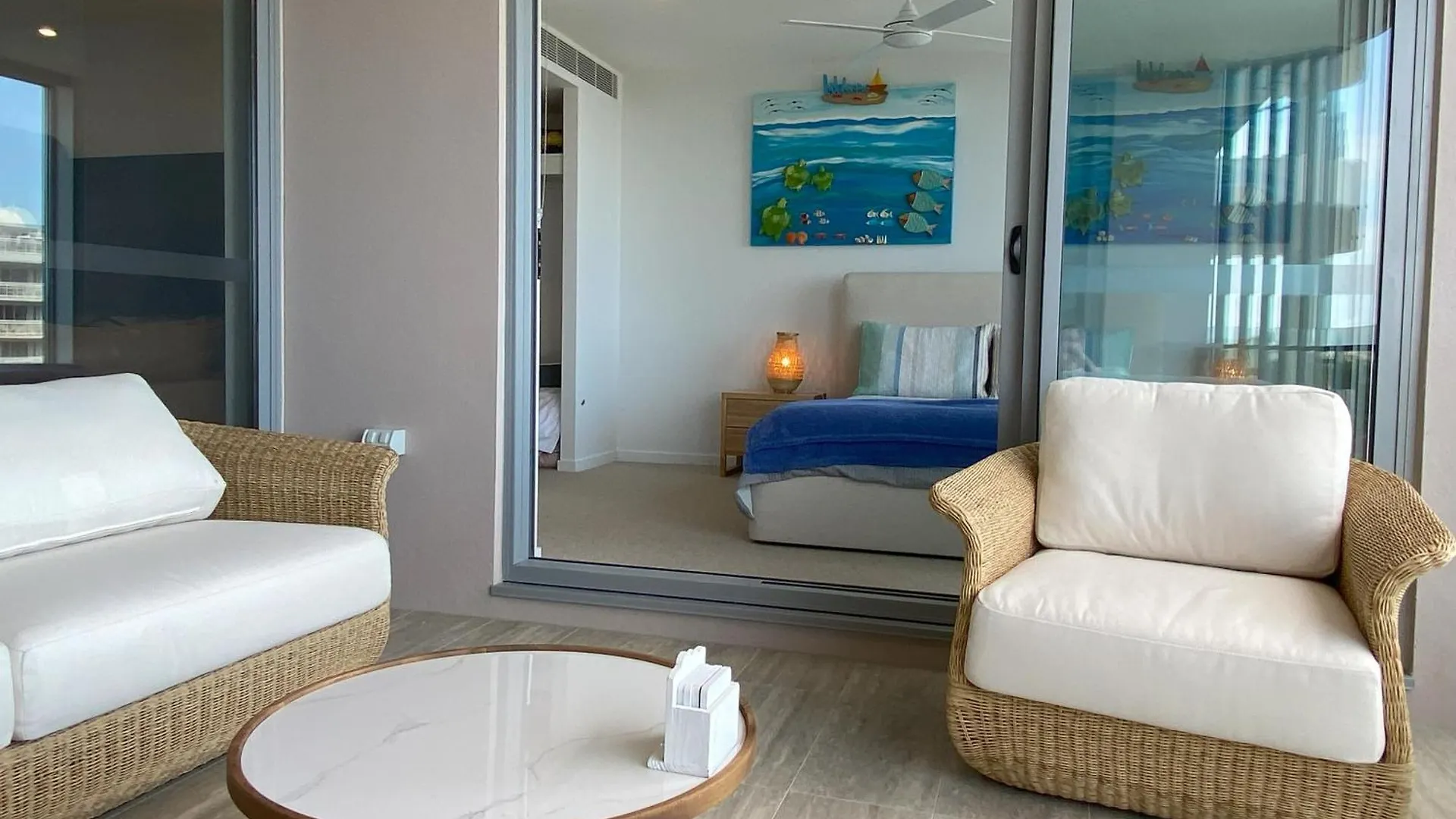 New Beach Luxury 3B 2B Unit - Ocean Views - 250M 2 Buddina Beach! 0*,  Australia