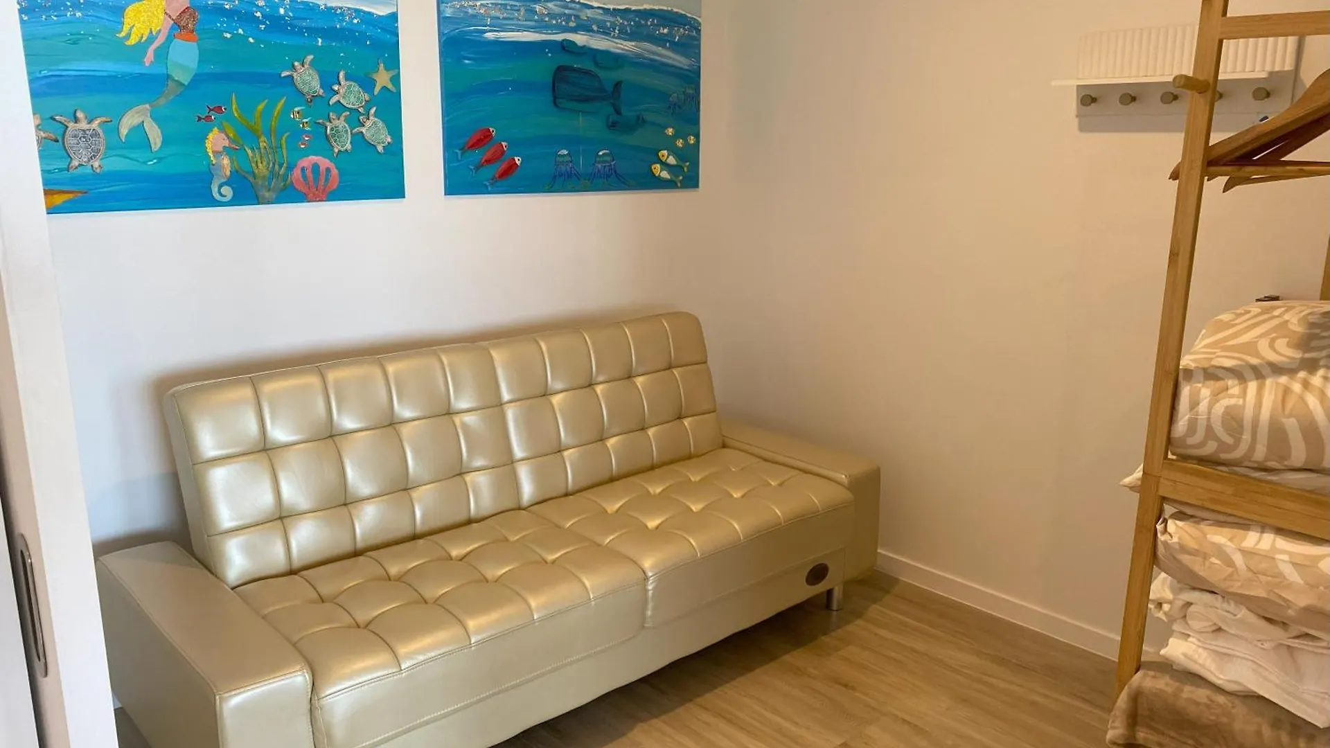 New Beach Luxury 3B 2B Unit - Ocean Views - 250M 2 Buddina Beach! Australia