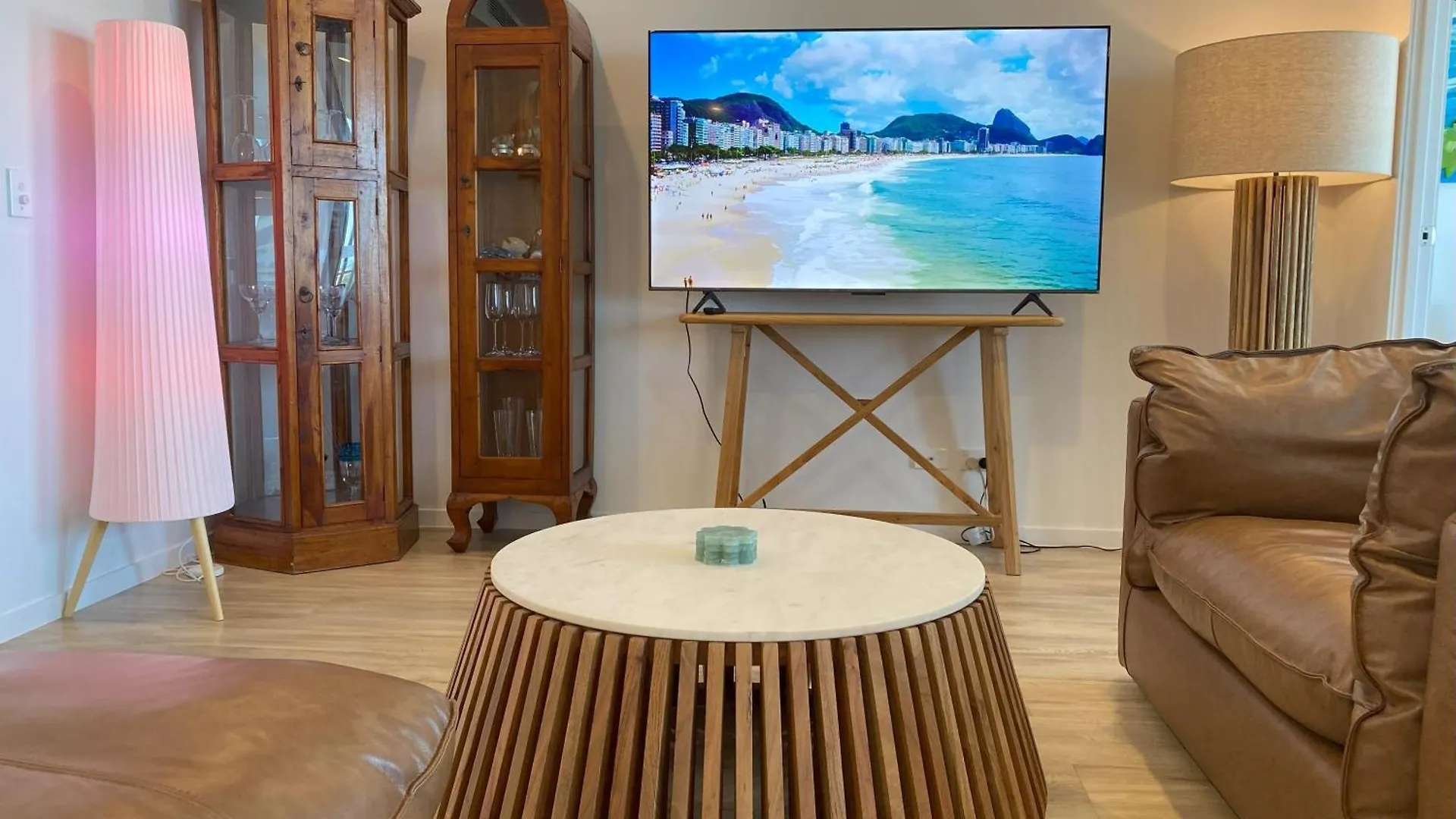 Apartment New Beach Luxury 3B 2B Unit - Ocean Views - 250M 2 Buddina Beach!